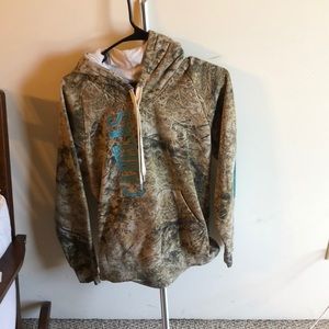 Cabelas Camo Hoodie, Size Small